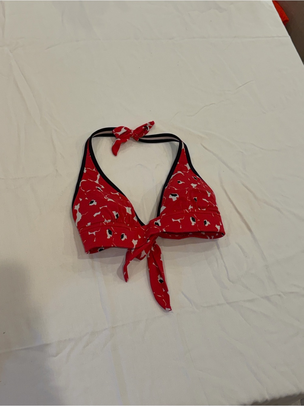 Victoria’s Secret Red Patterned Tie-Front Bikini Top